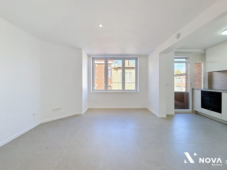 7808301_79650235.jpg