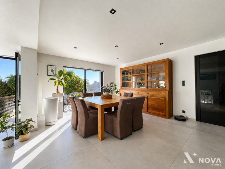 7896811_81052979.jpg